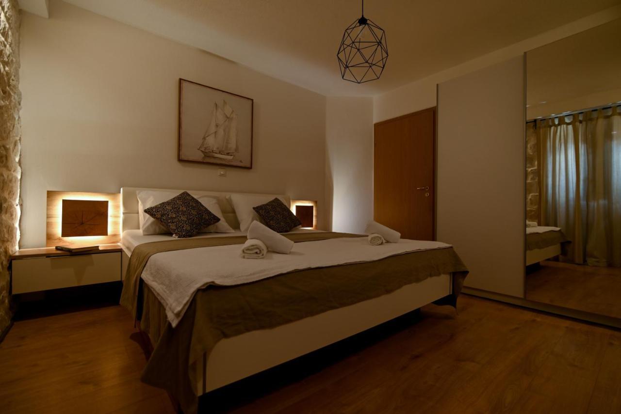 Apartman Ciciliani Трогир Экстерьер фото