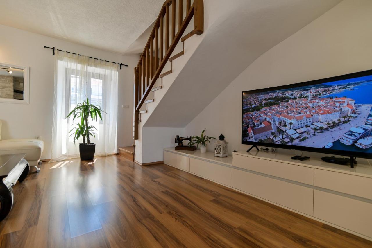 Apartman Ciciliani Трогир Экстерьер фото
