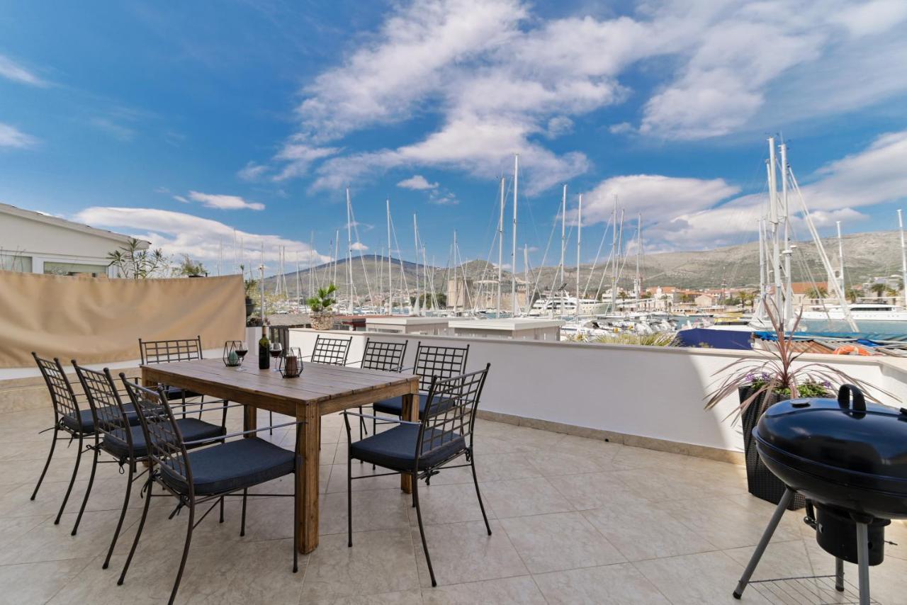 Apartman Ciciliani Трогир Экстерьер фото