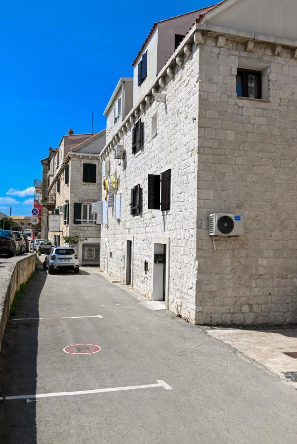 Apartman Ciciliani Трогир Экстерьер фото