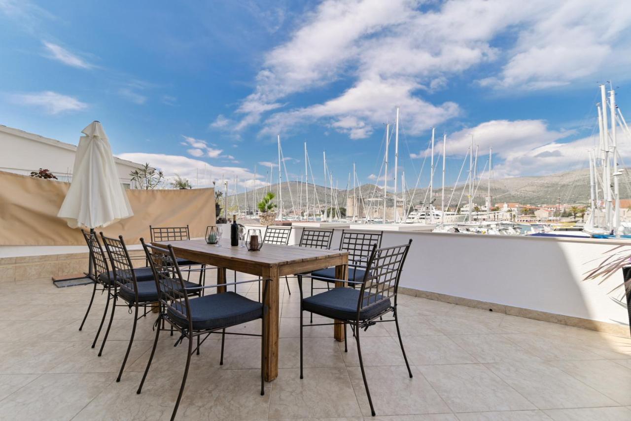 Apartman Ciciliani Трогир Экстерьер фото