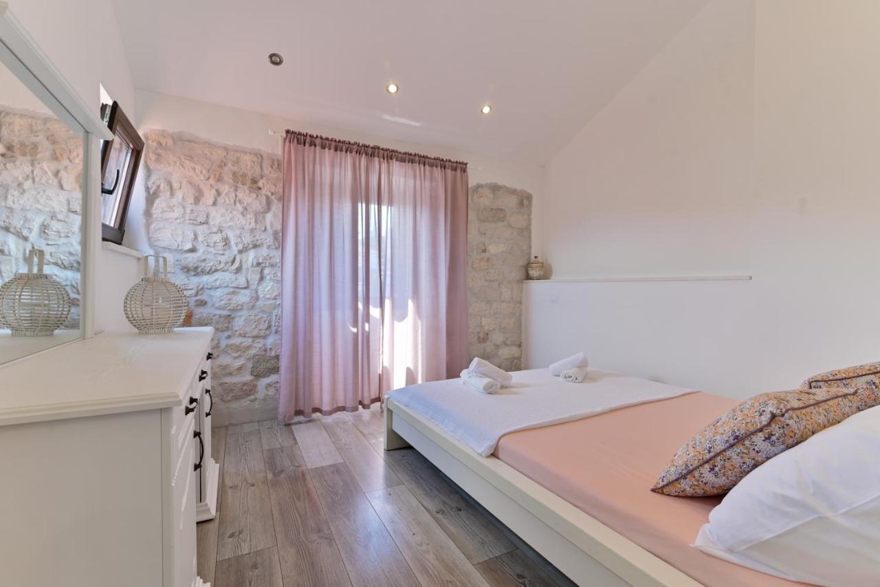 Apartman Ciciliani Трогир Экстерьер фото