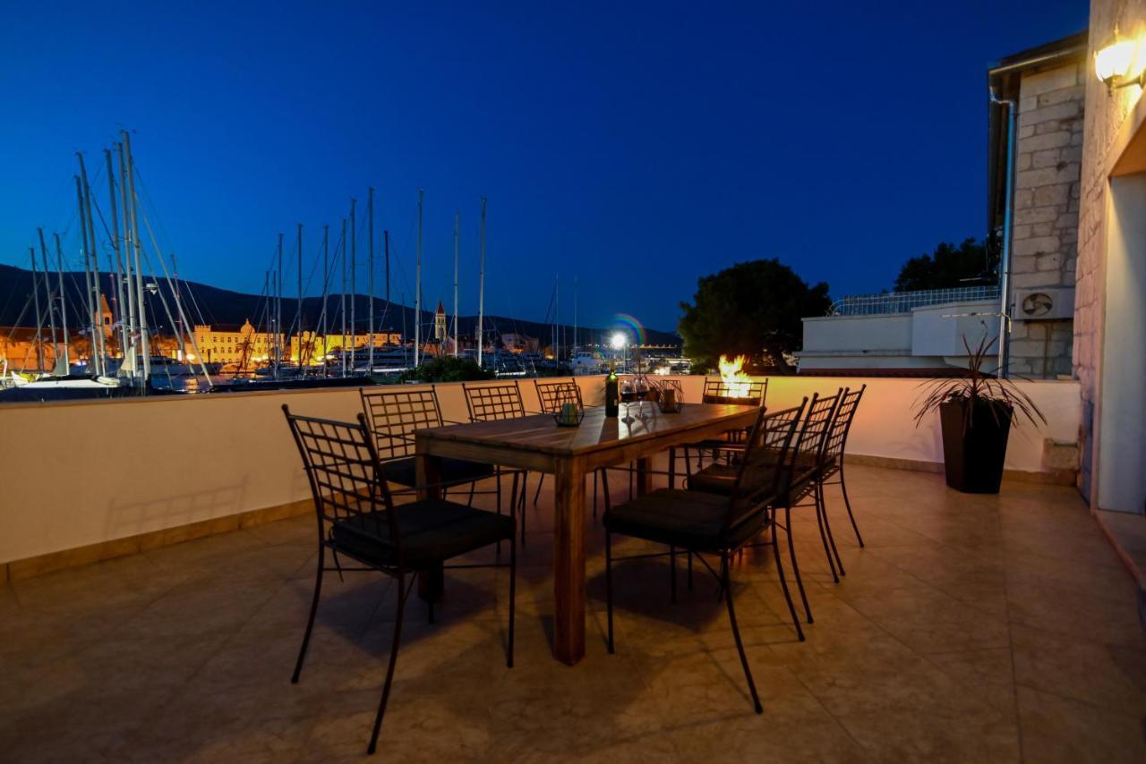 Apartman Ciciliani Трогир Экстерьер фото