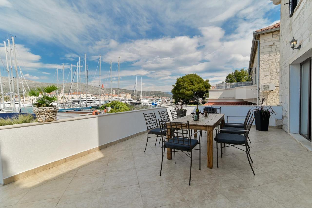 Apartman Ciciliani Трогир Экстерьер фото